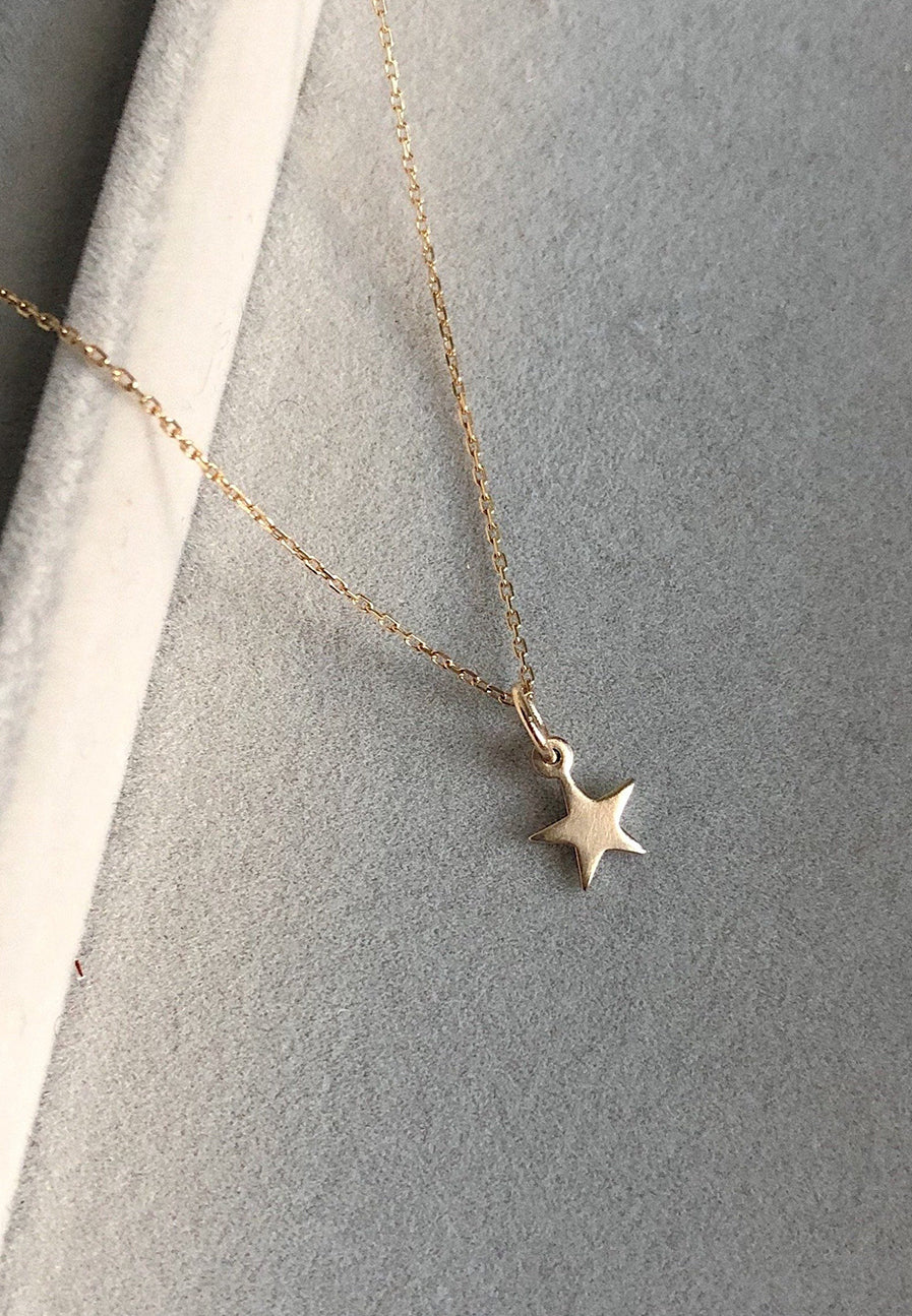 Star Pendant in solid gold - Adriana Chede Jewellery